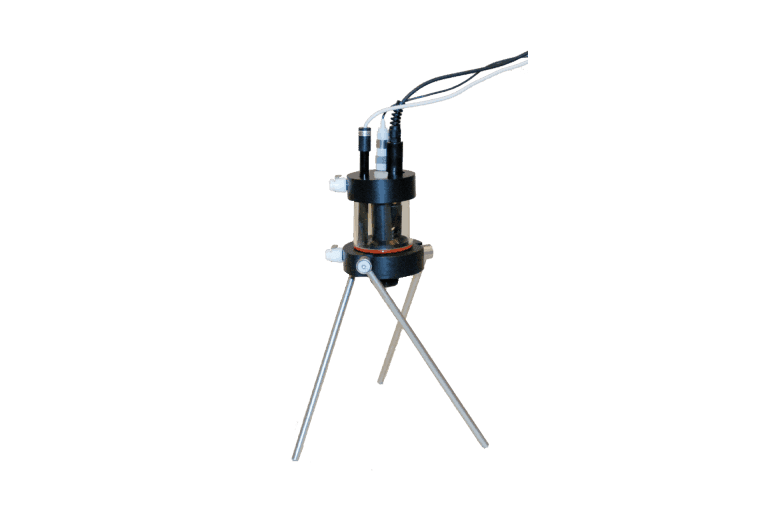 Juego portátil para muestreo y análisis físico-químico de agua